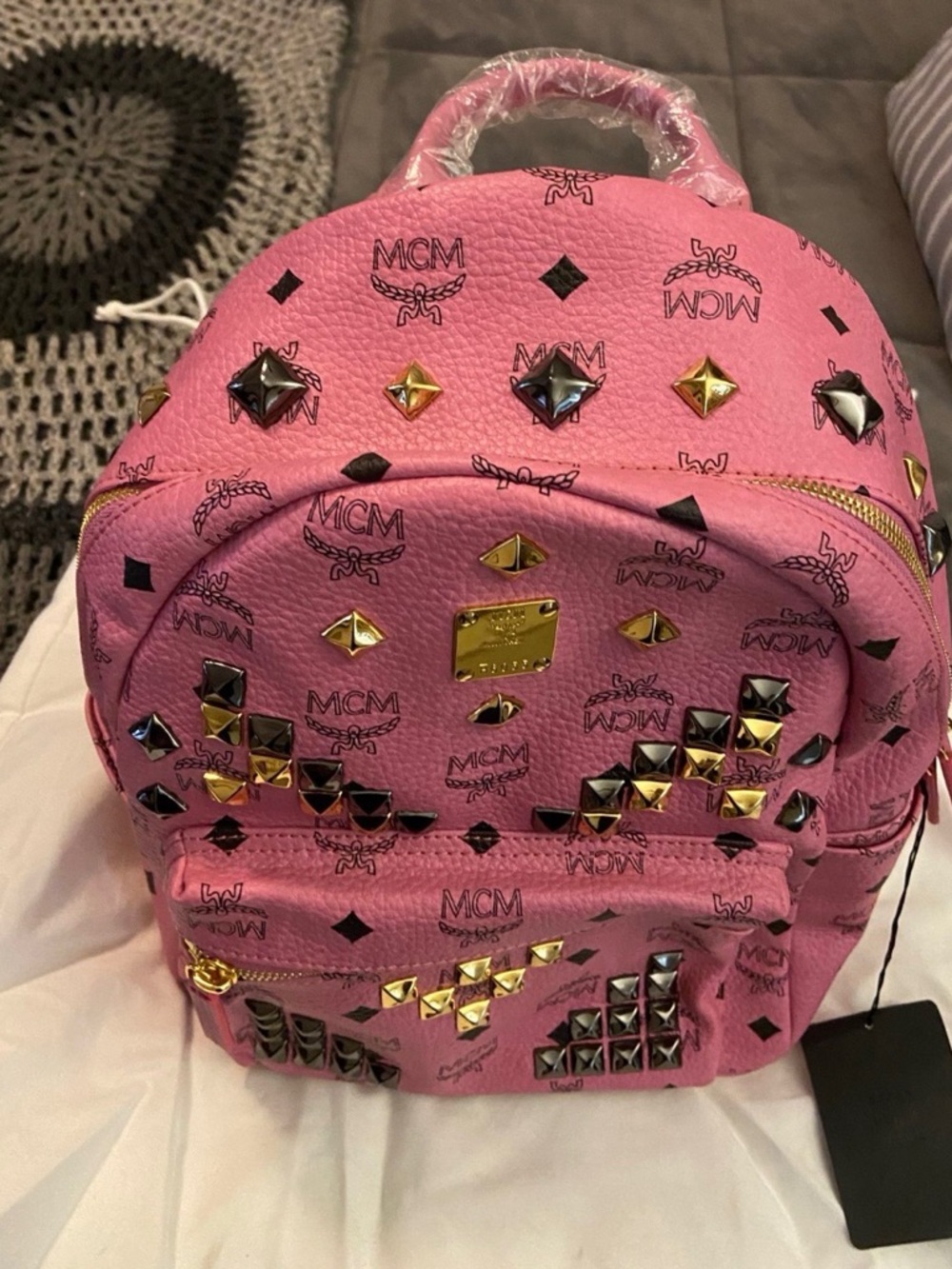 MCM Pink Leatherette Logo Studded Bag with Gold Hardware - Picture 2 of 8
